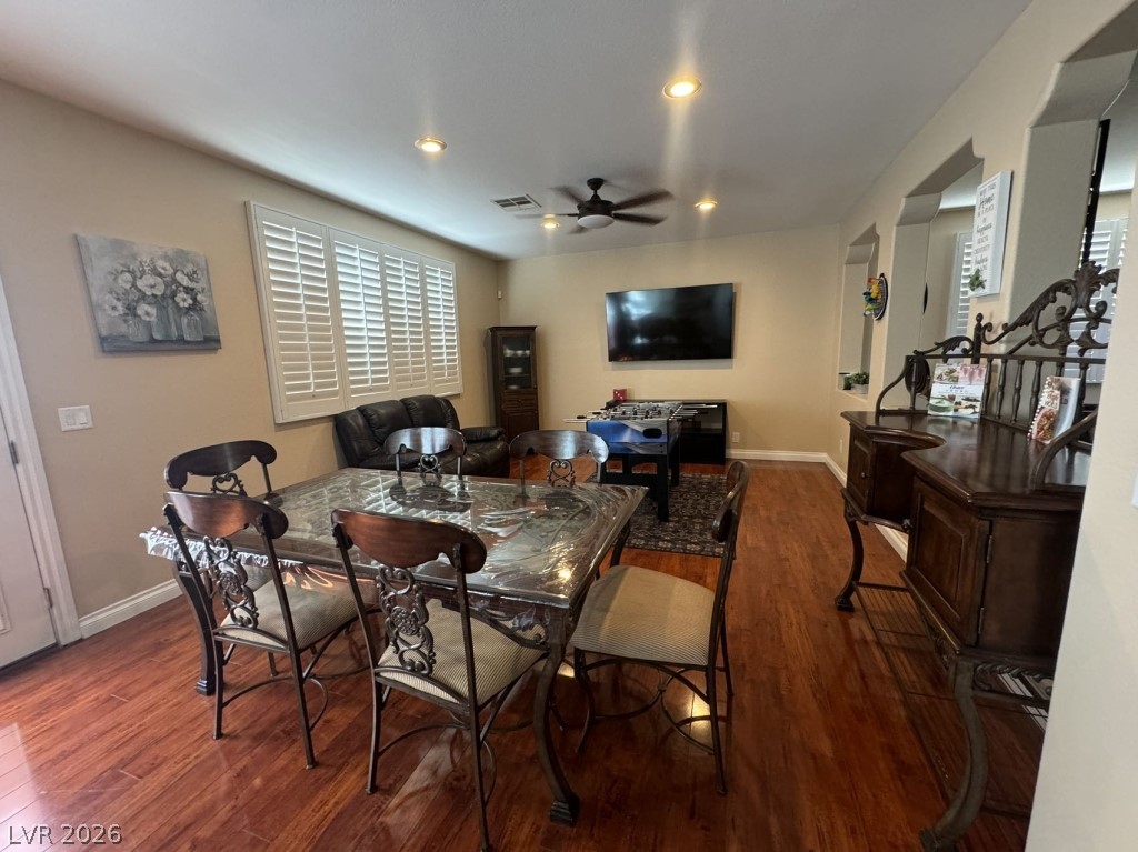 9695 Ridgebluff Avenue Las Vegas NV 89148