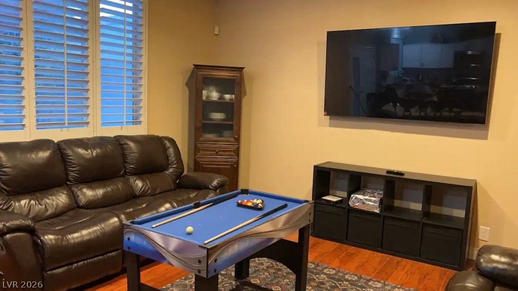 9695 Ridgebluff Avenue Las Vegas NV 89148