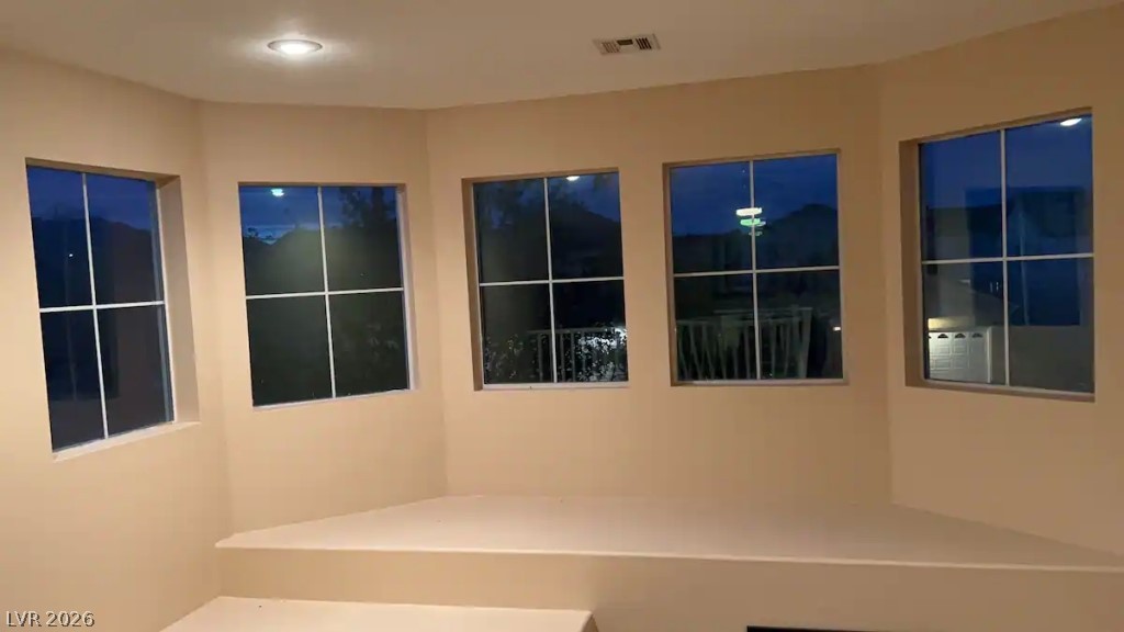9695 Ridgebluff Avenue Las Vegas NV 89148