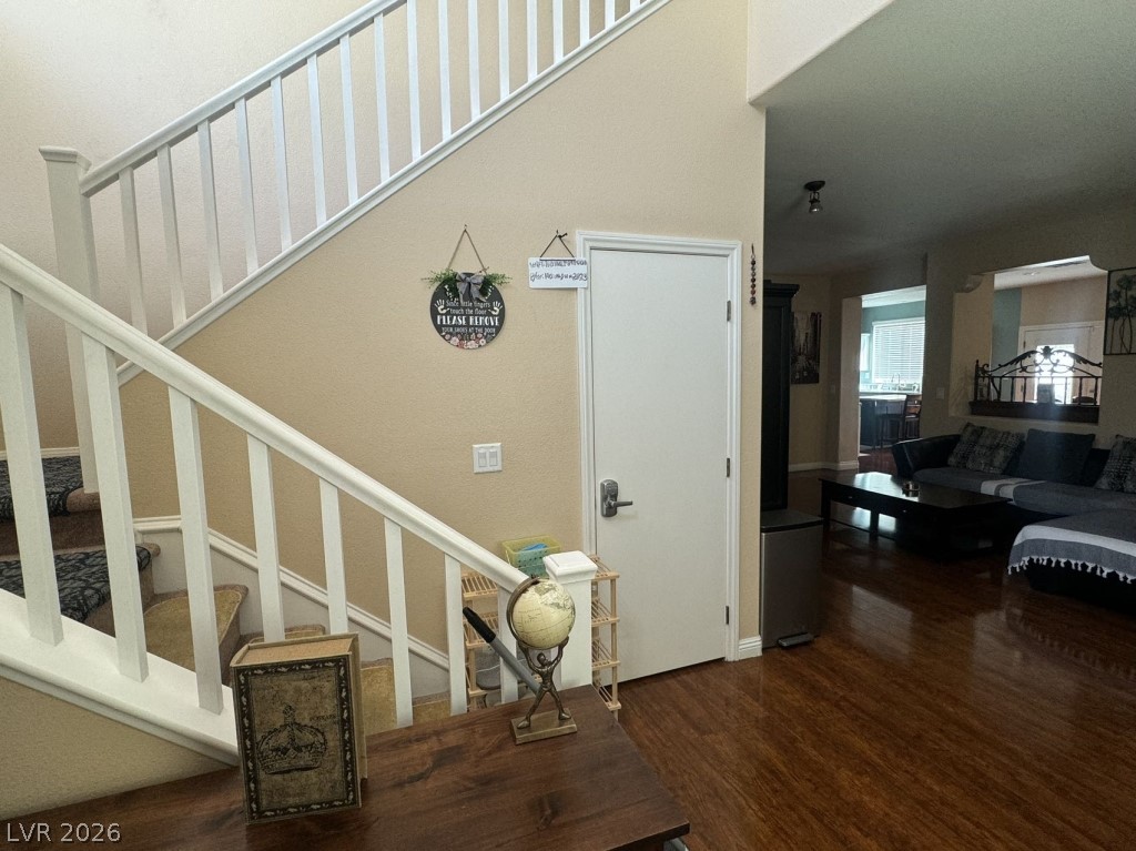 9695 Ridgebluff Avenue Las Vegas NV 89148