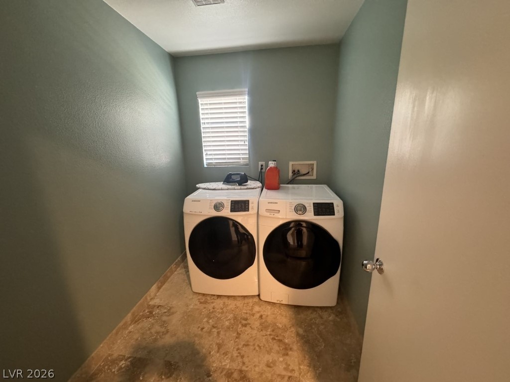 9695 Ridgebluff Avenue Las Vegas NV 89148