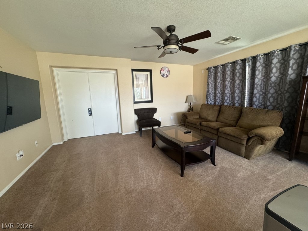 9695 Ridgebluff Avenue Las Vegas NV 89148