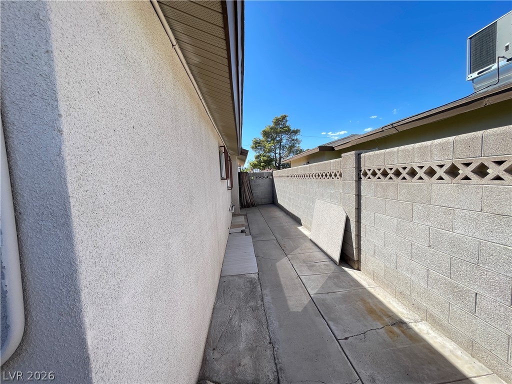 2613 Arenas Street Las Vegas NV 89102