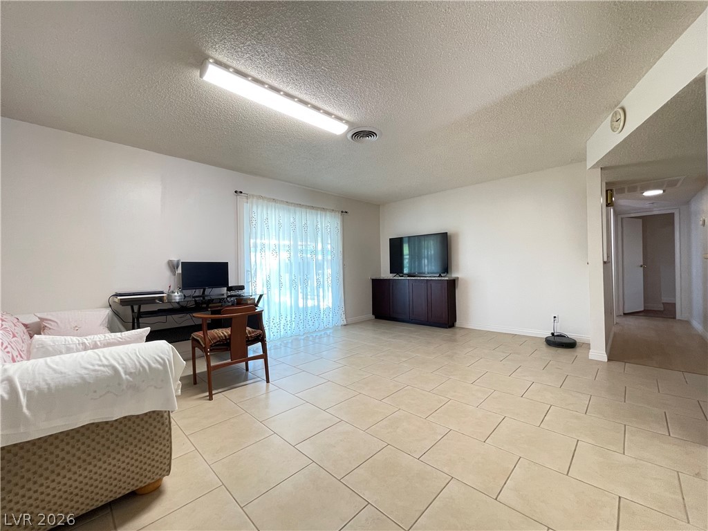 2613 Arenas Street Las Vegas NV 89102