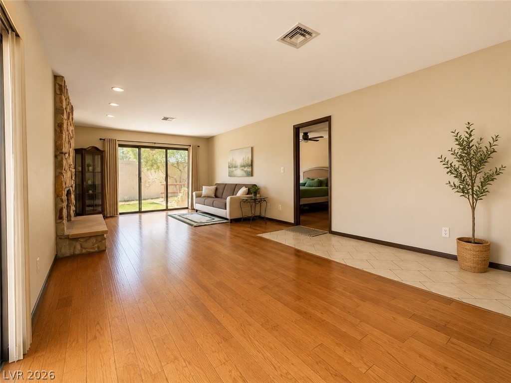 2521 Swan Lane Las Vegas NV 89121