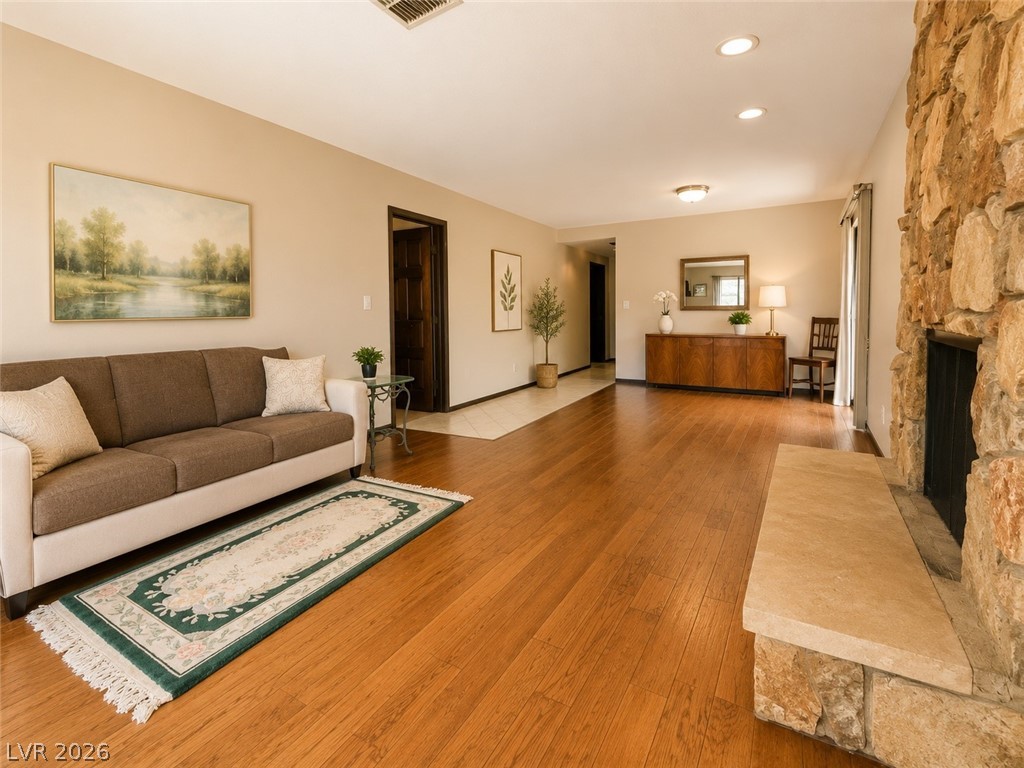 2521 Swan Lane Las Vegas NV 89121