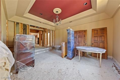 112 Quail Run Road Henderson NV 89014