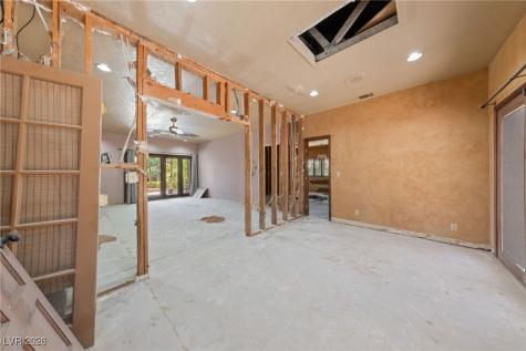 112 Quail Run Road Henderson NV 89014