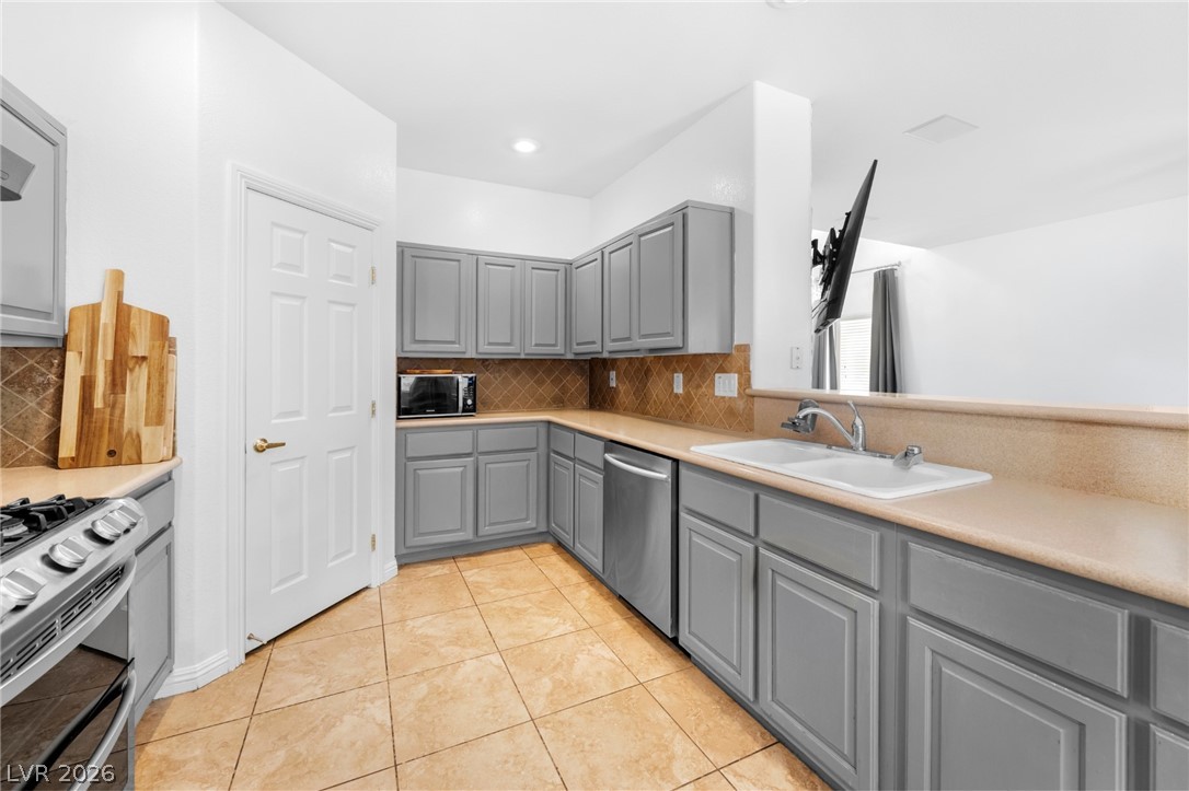 9341 Sea Captain Street Las Vegas NV 89178