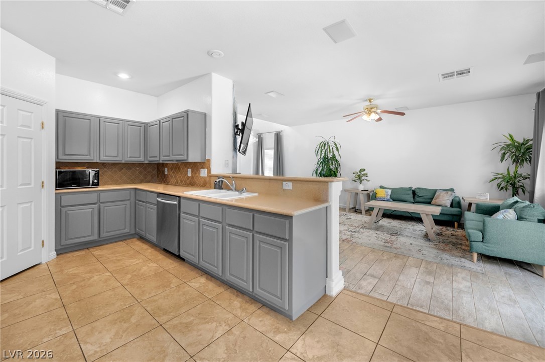 9341 Sea Captain Street Las Vegas NV 89178