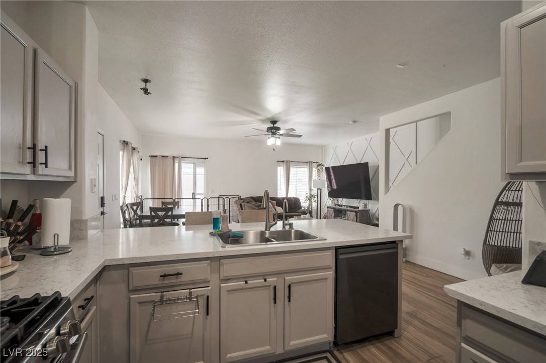 6388 Extreme Shear Avenue 103 Henderson NV 89011