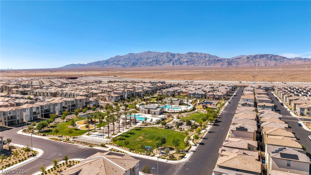 2742 Champagne Gold Avenue North Las Vegas NV 89086