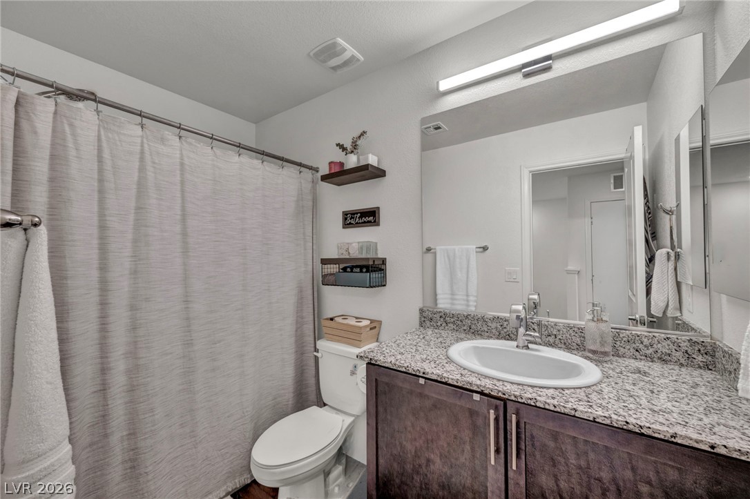 2742 Champagne Gold Avenue North Las Vegas NV 89086