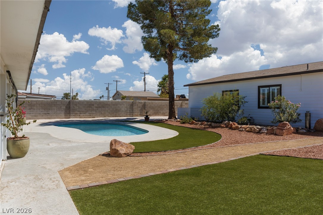 4945 Stacey Avenue Las Vegas NV 89108