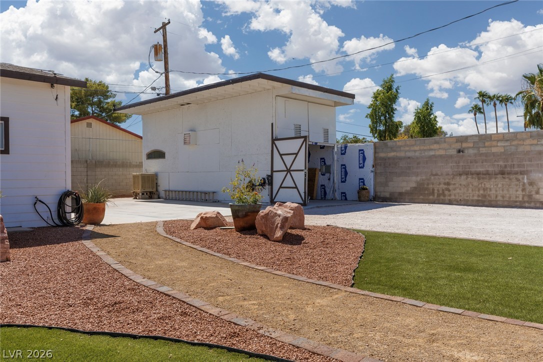 4945 Stacey Avenue Las Vegas NV 89108