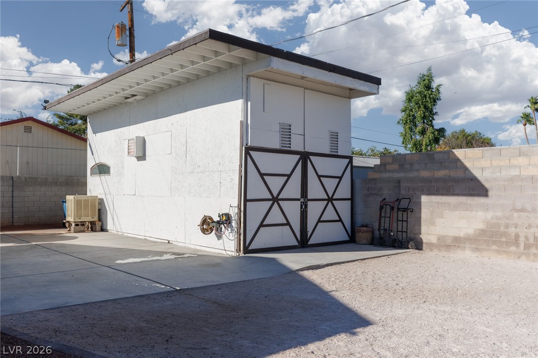 4945 Stacey Avenue Las Vegas NV 89108