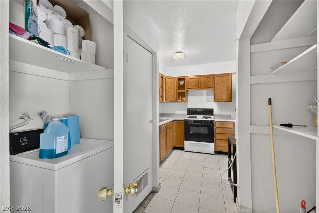 1237 Hassell Avenue Las Vegas NV 89106