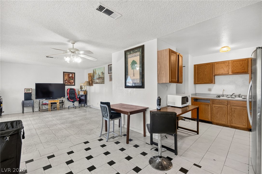 1237 Hassell Avenue Las Vegas NV 89106