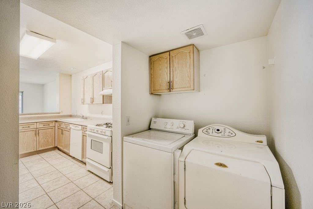 8412 Blue Island Avenue Las Vegas NV 89129