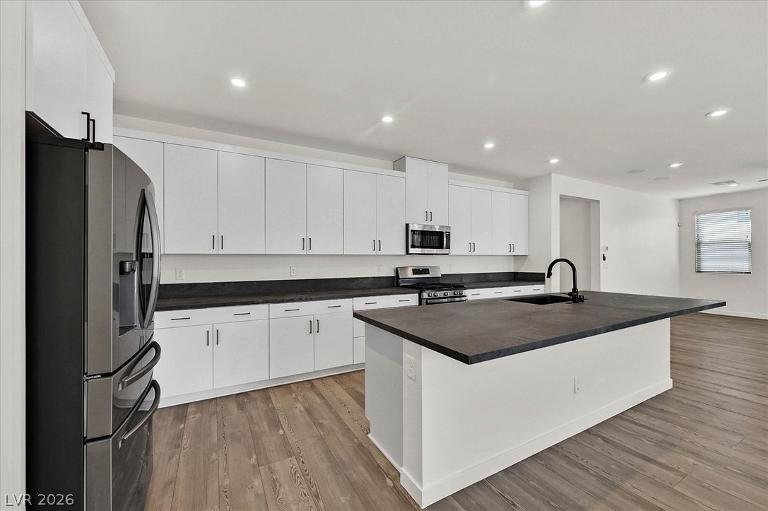 6915 Fordham Creek Street North Las Vegas NV 89084