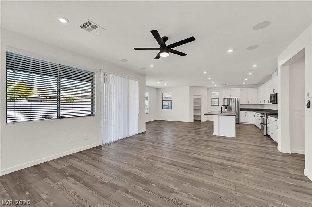 6915 Fordham Creek Street North Las Vegas NV 89084