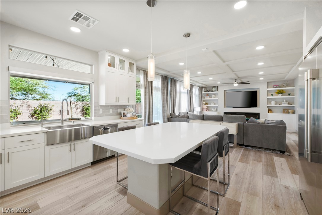 8960 Pemberton Valley Drive Las Vegas NV 89139