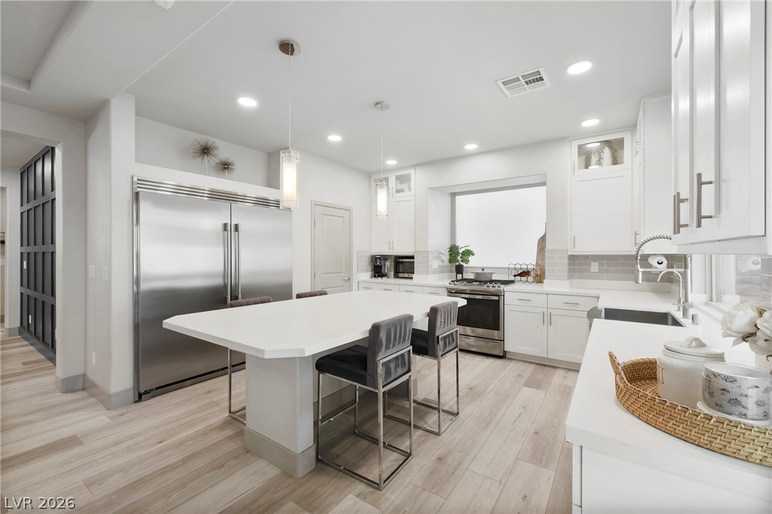 8960 Pemberton Valley Drive Las Vegas NV 89139