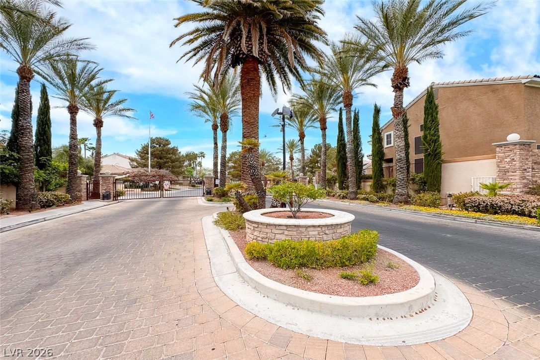 1813 Havercamp Street Las Vegas NV 89117