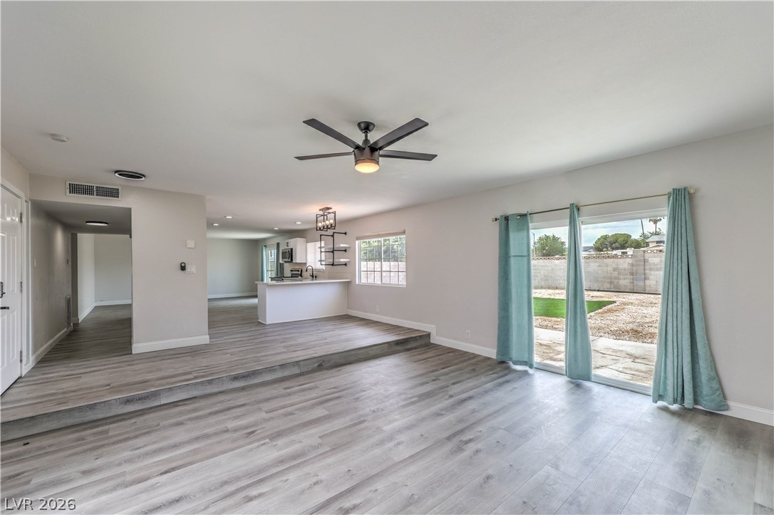 3811 Tumbleweed Avenue Las Vegas NV 89121