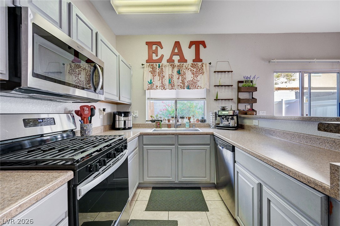 2552 Land Rush Drive Henderson NV 89002