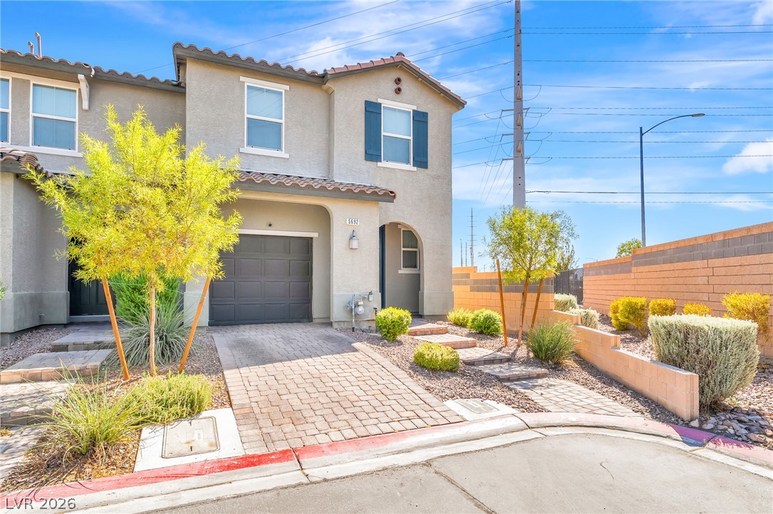 5692 Calm Season Street Las Vegas NV 89118