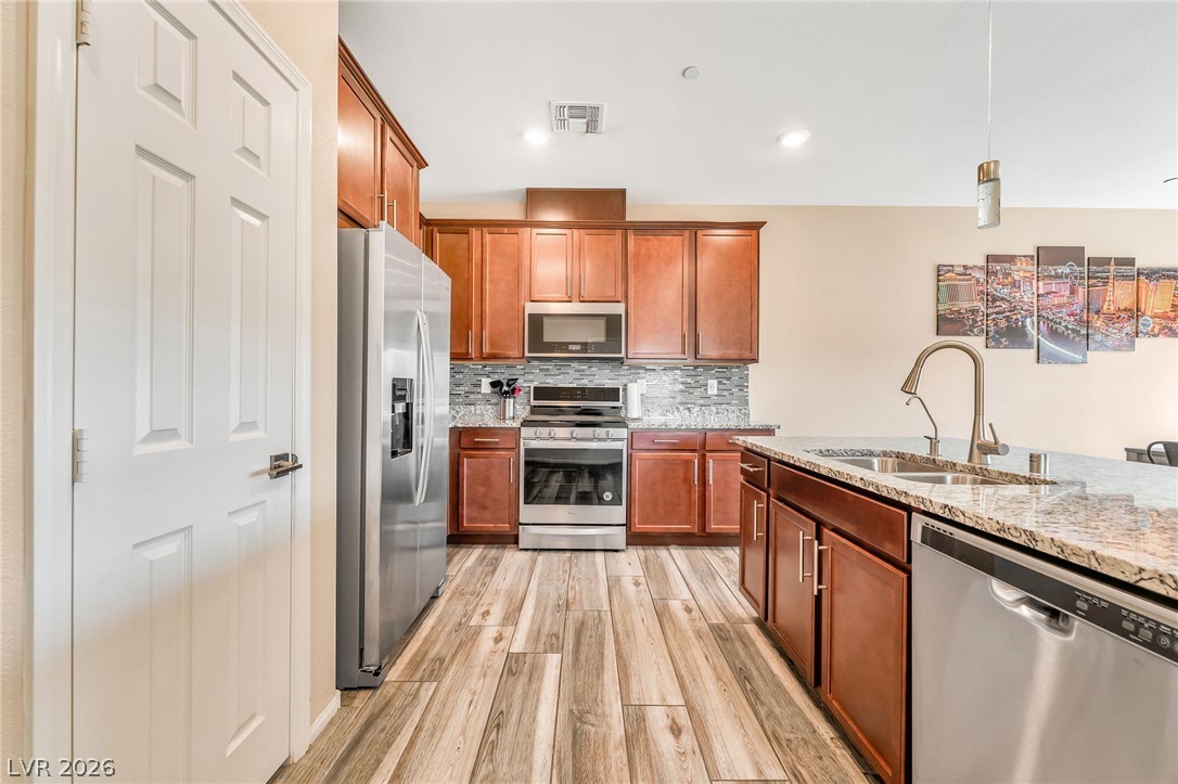5692 Calm Season Street Las Vegas NV 89118