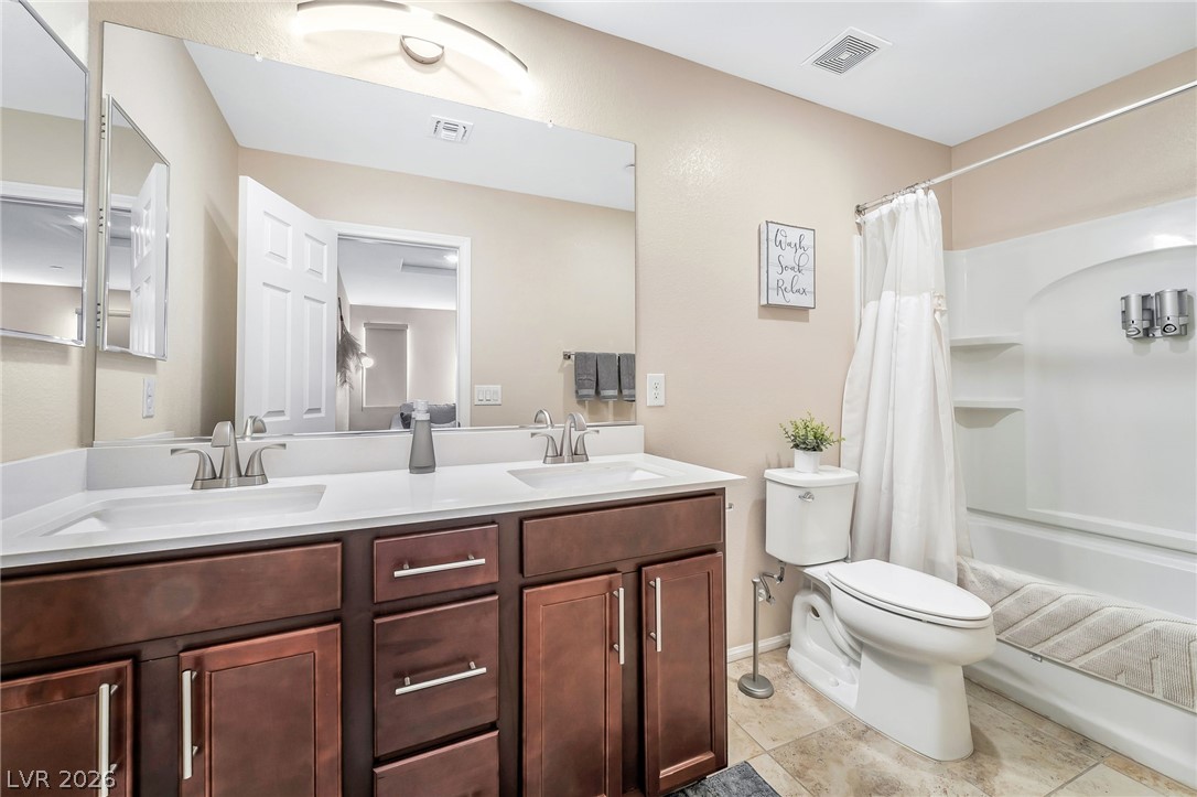 5692 Calm Season Street Las Vegas NV 89118