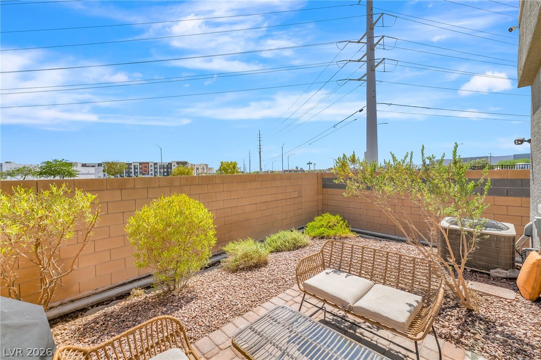 5692 Calm Season Street Las Vegas NV 89118