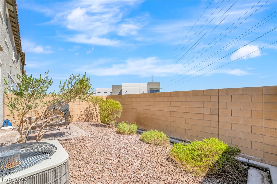 5692 Calm Season Street Las Vegas NV 89118