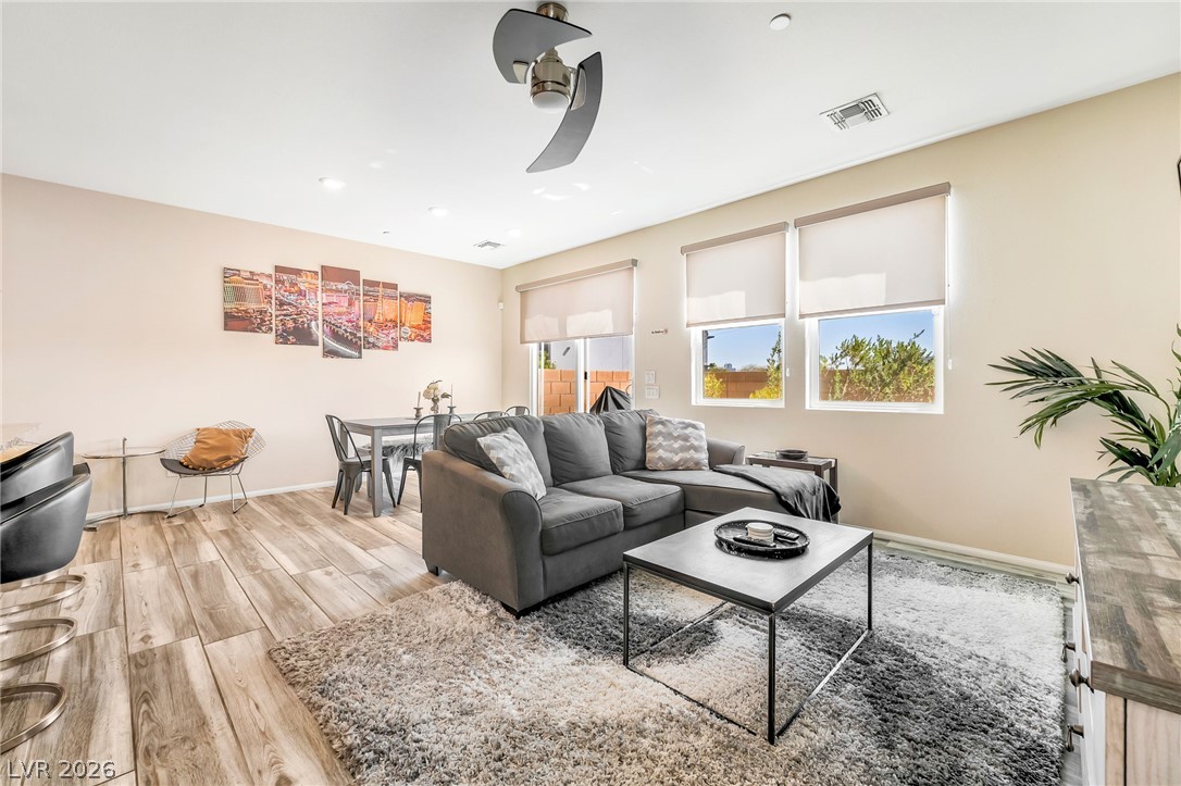 5692 Calm Season Street Las Vegas NV 89118