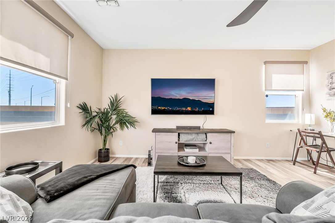 5692 Calm Season Street Las Vegas NV 89118