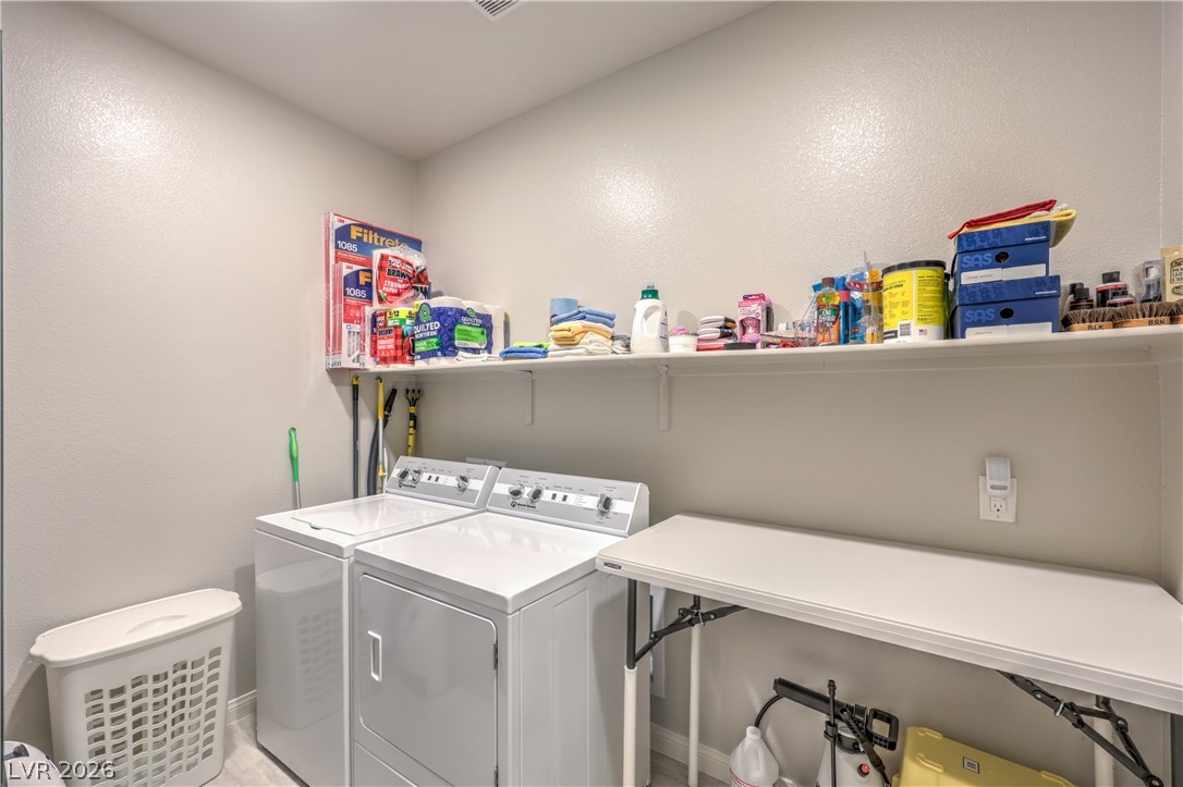 6341 Regina Ridge Street Las Vegas NV 89149