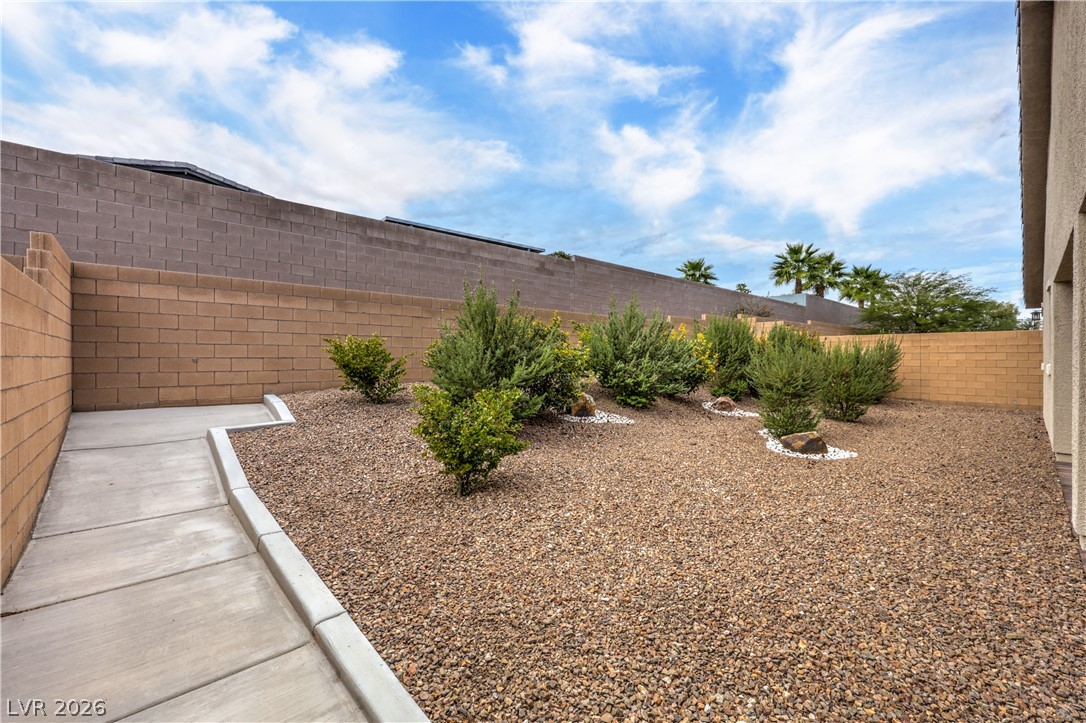 6341 Regina Ridge Street Las Vegas NV 89149