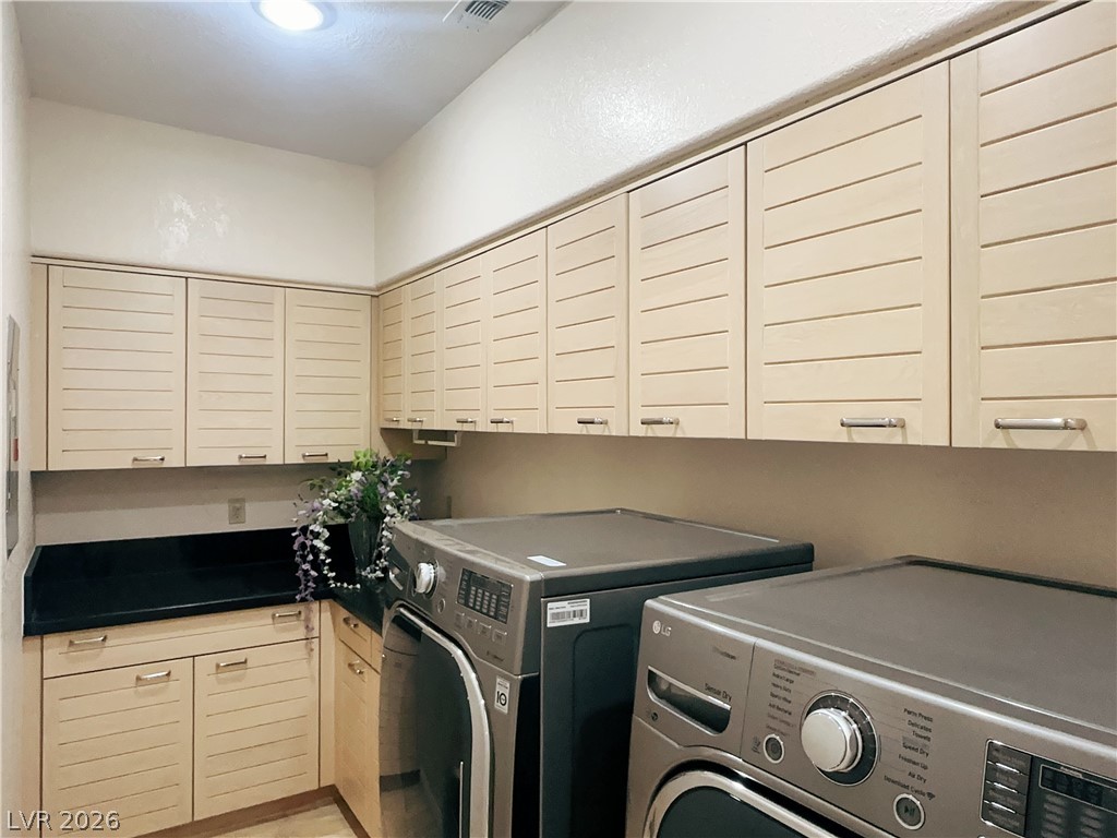 7829 Bermuda Dunes Avenue Las Vegas NV 89113