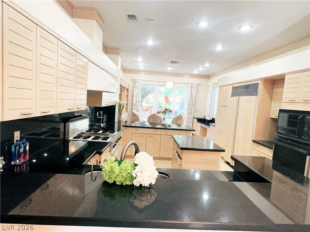 7829 Bermuda Dunes Avenue Las Vegas NV 89113