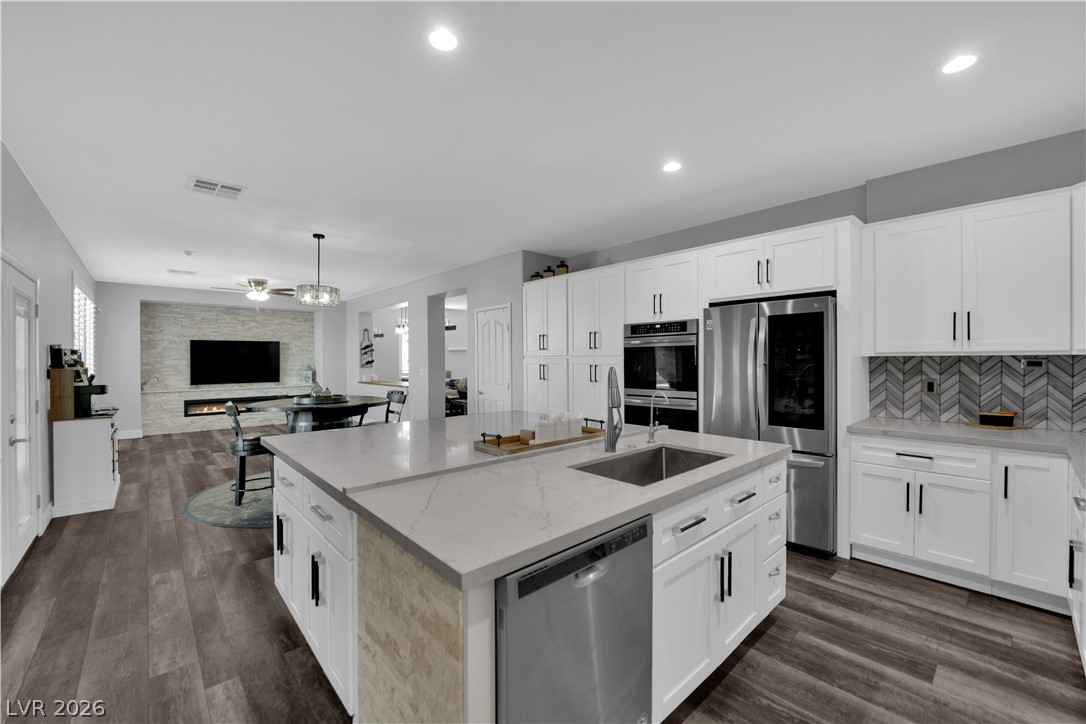 1134 Blitzen Drive Henderson NV 89012