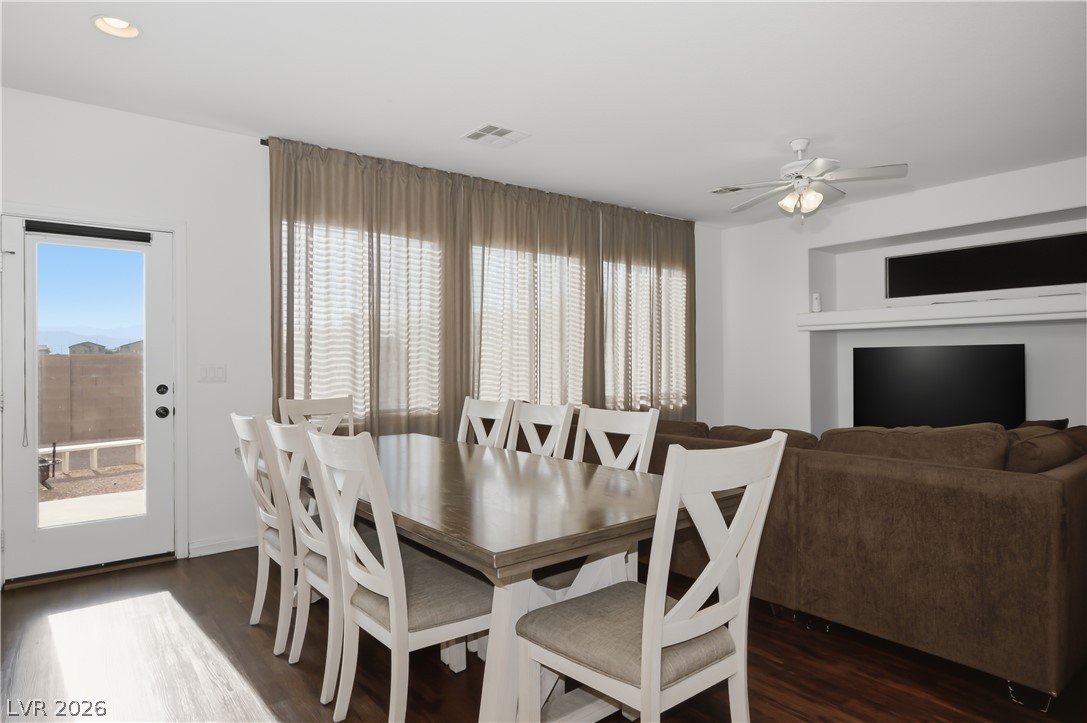 5617 Midnight Breeze Street North Las Vegas NV 89081