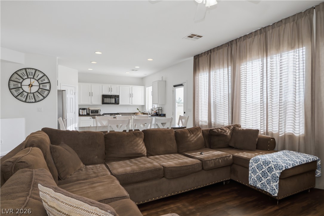 5617 Midnight Breeze Street North Las Vegas NV 89081