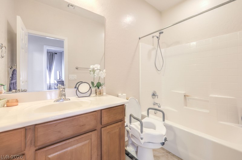 8213 Bay Dunes Street Las Vegas NV 89131