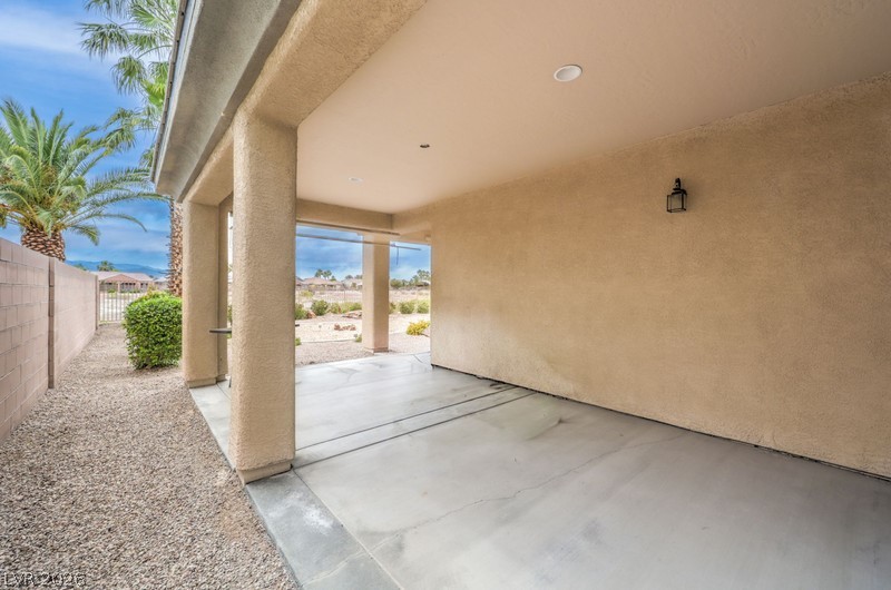8213 Bay Dunes Street Las Vegas NV 89131