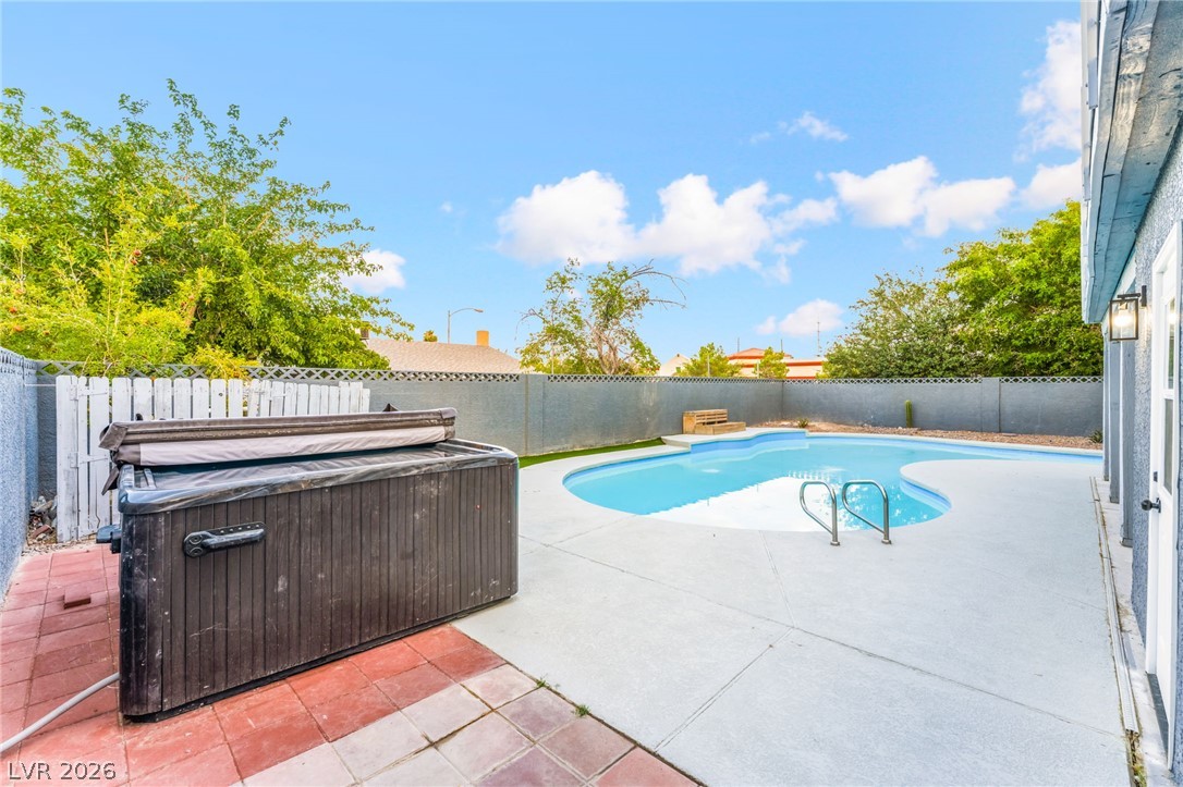3990 Coolcrest Court Las Vegas NV 89103