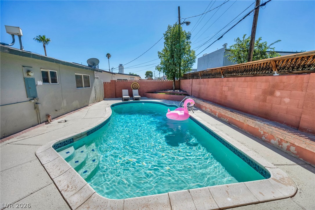 1305 North Mallard Street Las Vegas NV 89108
