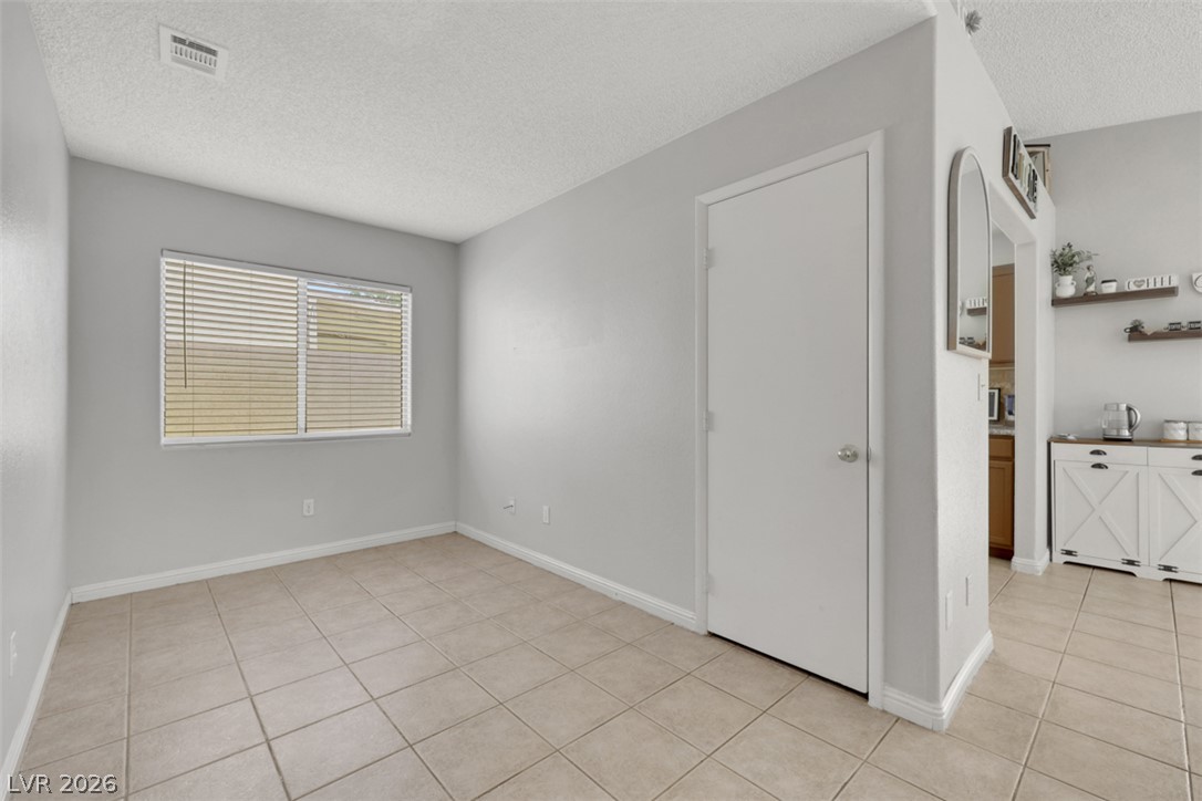 2127 Alisa Maria Way Las Vegas NV 89104