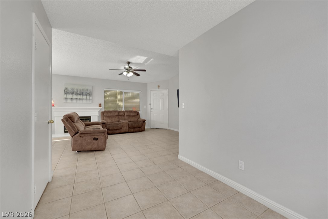 2127 Alisa Maria Way Las Vegas NV 89104